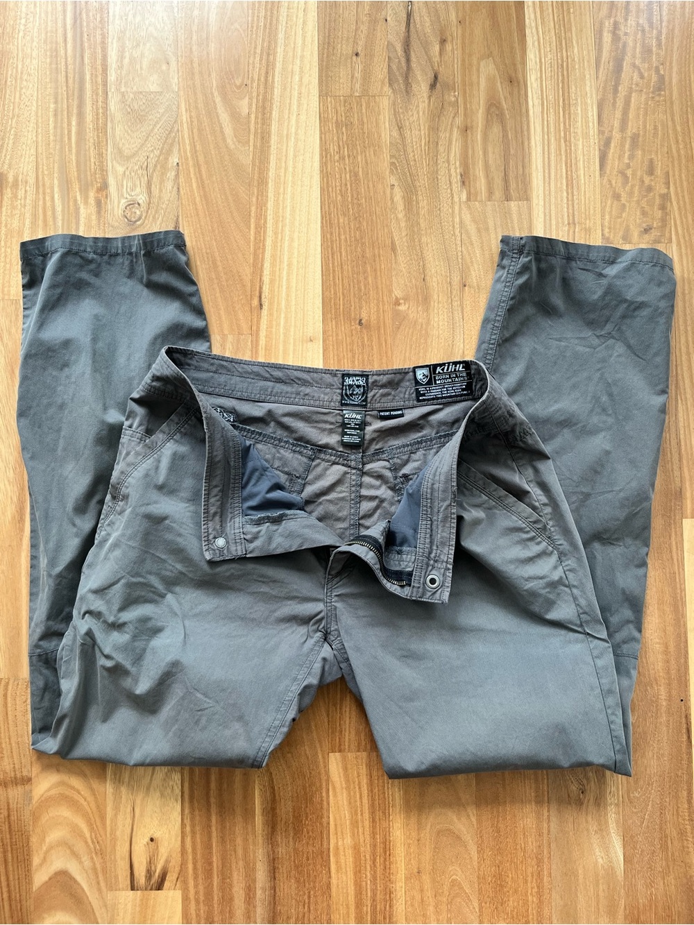 Kuhl Slax men’s gray outdoor pants 34x32, durable hiking backpacking slacks